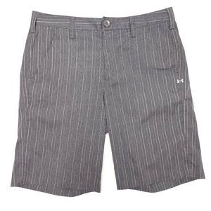 Under Armour Shorts Mens 32x10.5 Gray Striped Golf Chino 100% Polyester